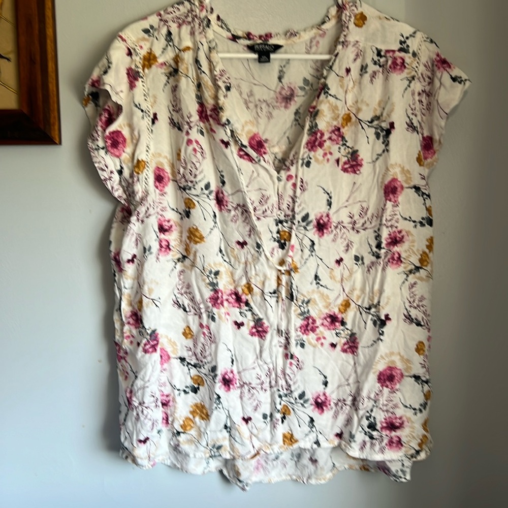 Buffalo by David Bitton XXL White and Pink Floral Cap Sleeve Blouse